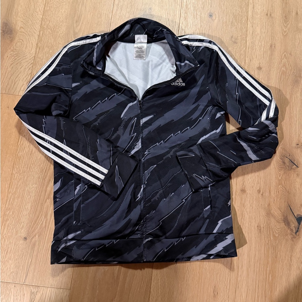Adidas youth grey black patterned zipup